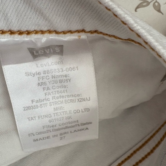 NWT LEVI'S 501 Mid Thigh Shorts - Picture 7 of 10